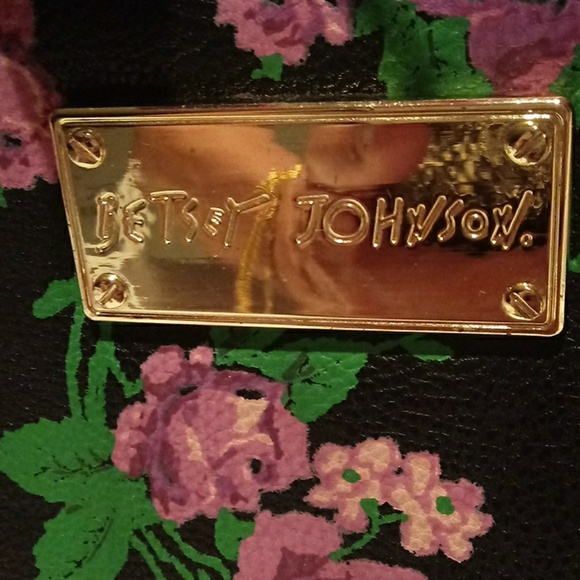 Betsey Johnson wallet - Picture 2 of 8